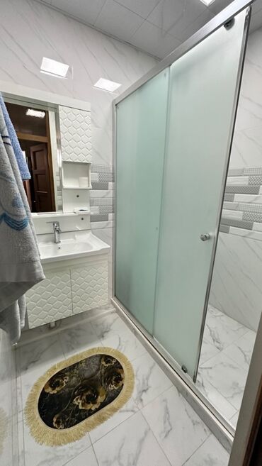 Günlük kirayə mənzillər: 3 otaqlı — 3