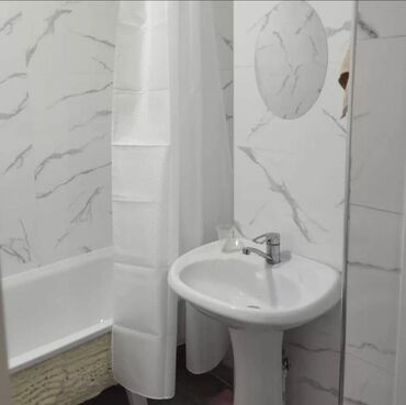 3х комнатные квартиры: 1 бөлмө, 43 кв. м, 4 кабат, Евроремонт