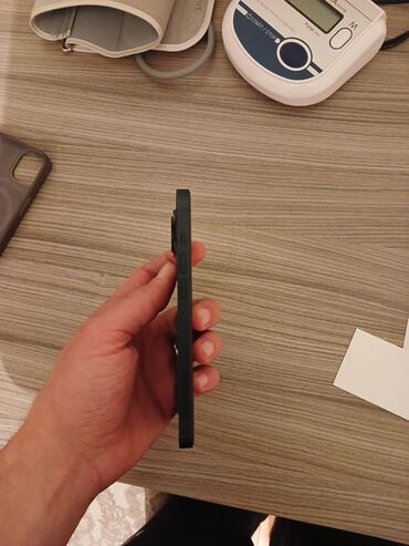 Apple iPhone: IPhone 14, 128 GB, Midnight, Face ID — 8