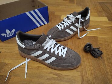 женские кроссовки adidas zx flux: Adidas, Размер: 39, цвет - Коричневый, Новый