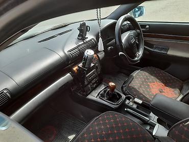 зеркела: Audi A4: 2000 г., 1.8 л, Седан — 5