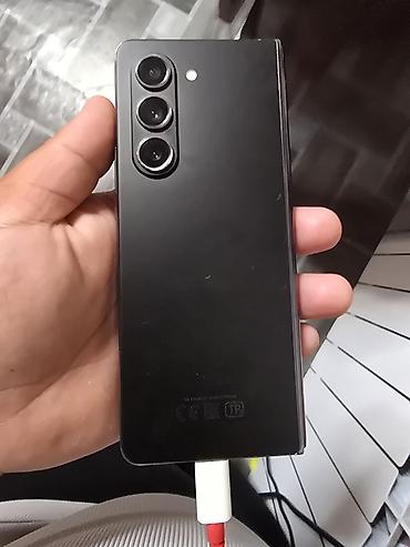 Мобильные телефоны: Samsung Galaxy Fold 5G, Б/у, 512 ГБ, цвет - Черный — 3