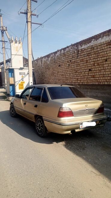 Daewoo: Daewoo Nexia: 2007 г., 1.5 л, Механика, Бензин, Седан