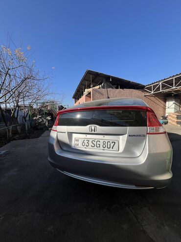 авто на аренду в бишкеке: Honda Insight: 2010 г., 1.3 л, Вариатор, Гибрид, Хэтчбэк