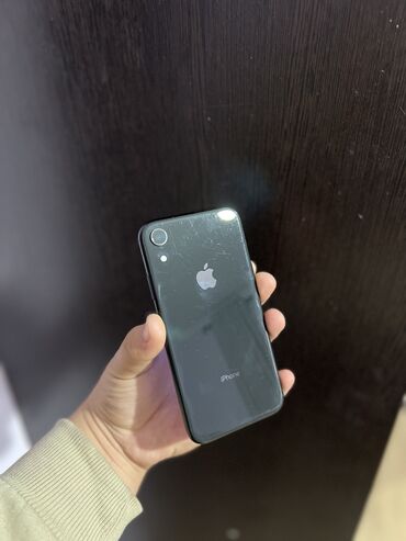 Apple iPhone: IPhone Xr, Б/у, 64 ГБ, Jet Black, Чехол, 86 %