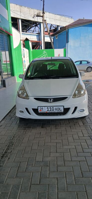 хонда фит авто: Honda Fit: 2003 г., 1.5 л, Вариатор, Бензин, Хетчбек