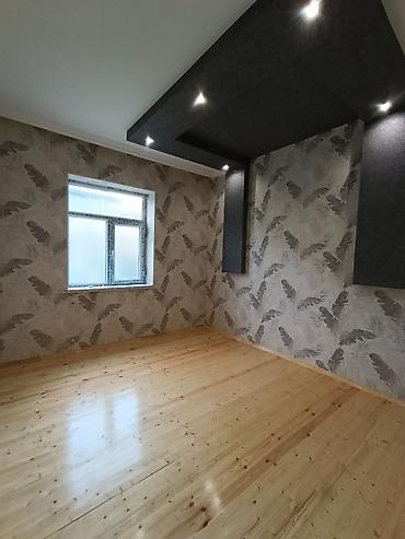 Həyət evləri və villaların satışı: Satılır: Həyət evi - Həyətyanı sahə: Tamamilə metlaxla döşənmiş geniş — 9