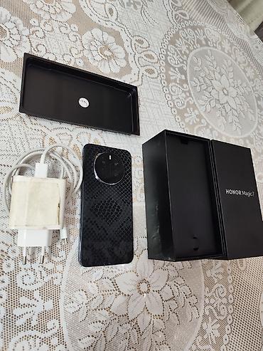 Мобильные телефоны: Honor Magic 7, 256 ГБ, цвет - Черный, Отпечаток пальца, Face ID — 3