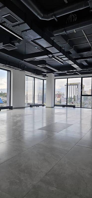 доброй плаза: Аренда офисов, 70 м², В бизнес центре, С видом на горы, 1 линия — 5