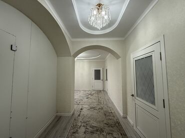 Продажа домов: Дом, 250 м², 5 комнат — 5