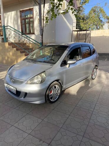 fit sport: Honda Fit: 2006 г., 1.3 л, Вариатор, Бензин, Хэтчбэк