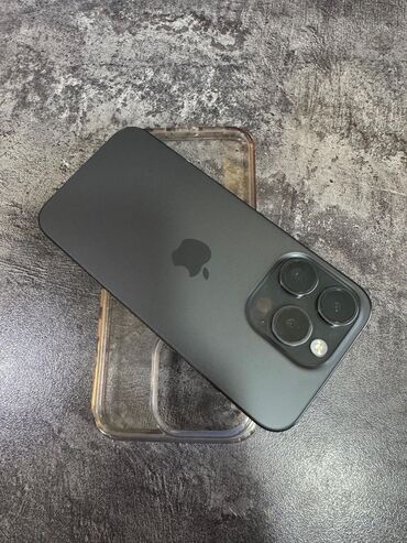 продажа айфонов: IPhone 15 Pro, Б/у, 256 ГБ, Черный, Чехол, Зарядное устройство, Наушники, 88 %