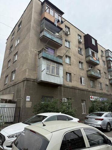 снять квартиру в частном секторе: 1 бөлмө, 42 кв. м, Жеке план, 3 кабат, Косметикалык ремонт