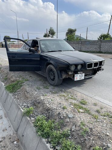 трактор мтз юмз: BMW 525: 1991 г., 2.5 л, Механика, Бензин, Седан
