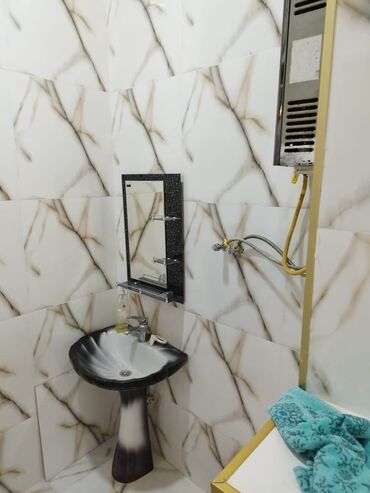 Həyət evləri və villaların satışı: 7-ci mikrorayon 3 otaqlı, 100 kv. m, Kredit yoxdur, Yeni təmirli — 10