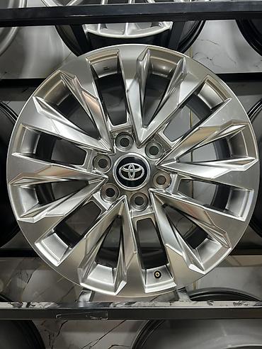 диски на ленд крузер: Литые Диски R 20 Toyota, Комплект, отверстий - 6, Новый — 1