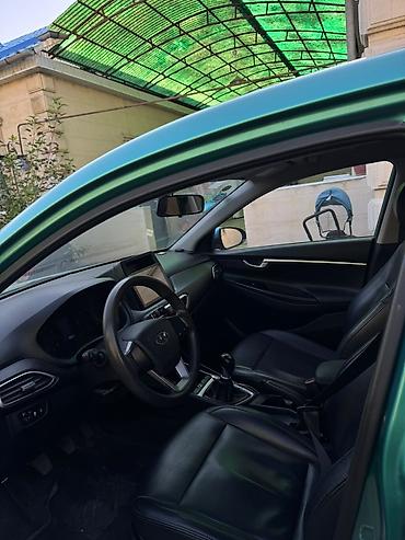 Продажа авто: Hyundai Accent: 2019 г., 1.6 л, Механика, Бензин, Седан — 2