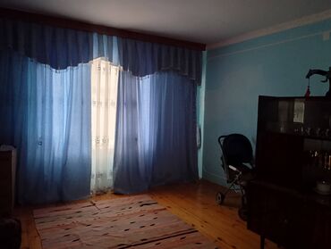 Bağ evlərinin satışı: Şirvan, 130 kv. m, 3 otaqlı, Hovuzsuz, Qaz, İşıq, Su — 1