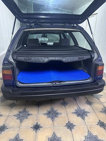Унаа сатуу: Volkswagen Passat Variant: 1991 г., 1.8 л, Кол менен иштөөчү, Универсал — 7