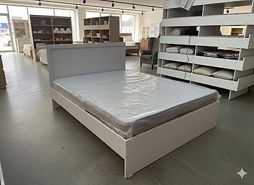 Двуспальные кровати: Двуспальная кровать, Новый, С матрасом, длина - 200 см — 1