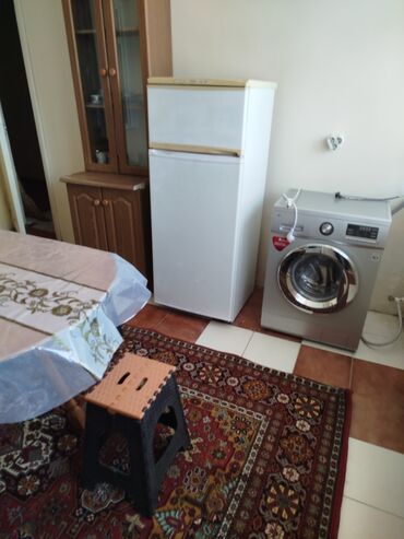 Uzunmüddətli kirayə mənzillər: Astara şəhərinin Heydər Əliyev prospektində tam təmirli 3 otaqlı — 7