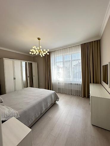 Продажа коттеджей и домов: 5 комнат, 213 м², 5 соток, Бишкек, Ак-Орго ж/м Агентство недвижимости — 21