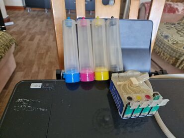 принтер epson t50 на запчасти: Продам принтер Epson T27 с доноркой на запчасти