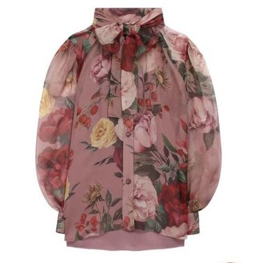 corab toxuyan masin satilir: Dolce Gabbana qiz ushagi uchun kofta, original. Etiketlidir. Razmer