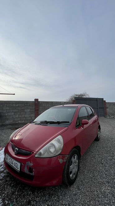 арзан машина сатылат: Honda Fit: 2002 г., 1.3 л, Вариатор, Бензин, Хетчбек