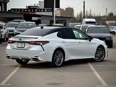 corolla 2016: Toyota Camry: 2021 г., Бензин, Седан — 3