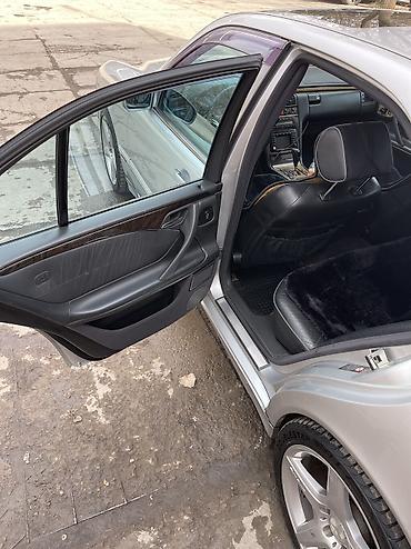 Mercedes-Benz: Mercedes-Benz E-Class: 2001 г., 4.3 л, Автомат, Бензин, Седан — 8