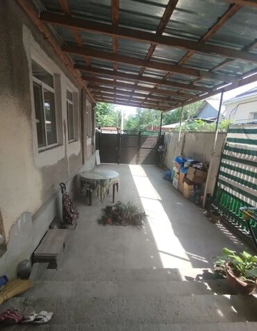 Продажа домов: Полдома, 50 м², 3 комнаты, Риэлтор, Косметический ремонт at lalafo.kg — 13 Продажа домов: Полдома, 50 м², 3 комнаты, Риэлтор, Косметический ремонт — 13