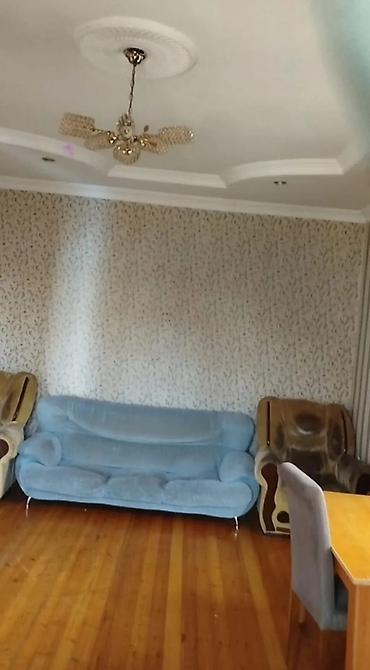 Uzunmüddətli kirayə evlər: İcarəyə verilir: 2 mərtəbəli binanın 1-ci mərtəbəsi. - Plan: 3 otaq — 11