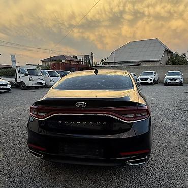 Продажа авто: Hyundai Grandeur: 2019 г., 3 л, Автомат, Газ, Седан — 4