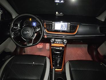 e star: Kia Stonic: 2018 г., 1.6 л, Робот, Дизель, Кроссовер — 6