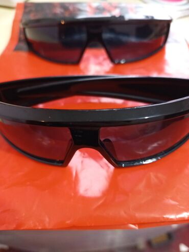 Eynəklər: Gün eynəyi, Yeni — 17