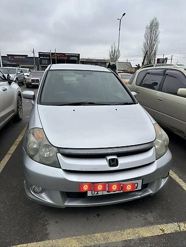 step wgn: Honda Stream: 2004 г., Автомат, Бензин, Универсал — 1