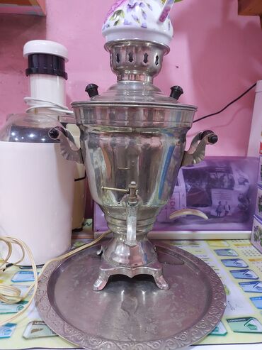 Другая техника для кухни: Elektrik samovar – 2.5 litr Xüsusiyyətlər: - Model: ЭС-2,5/1 (SSRİ