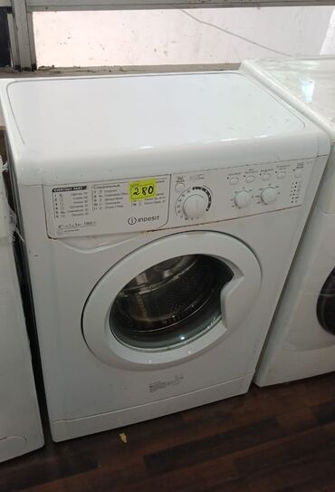Paltaryuyan maşınlar: Paltaryuyan maşın Indesit, 5 kq, İşlənmiş, Avtomat