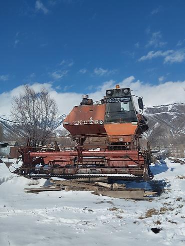 Зерноуборочные комбайны: Ск 5 комбайн сатылат матор 22чи матор турбина 11чи жадка жаңы марка — 25