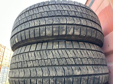 Шины: Шины 215 / 55 / R 17, Зима, Б/у, Пара, Легковые, Япония, Bridgestone