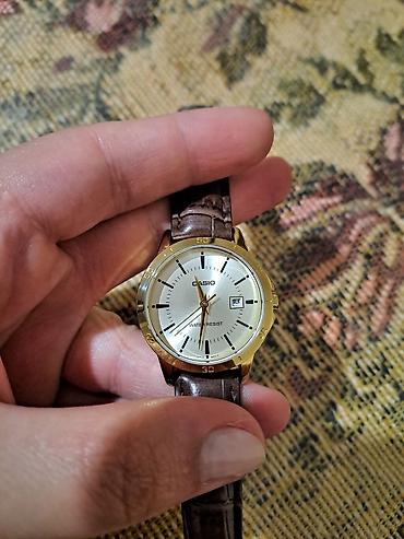 swarovski original: İşlənmiş, Qol saatı, Casio, rəng - Qızılı — 1