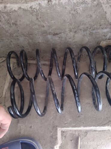 подвесной подшибник: Рессора Ssangyong 2021 г., Б/у, Оригинал, Япония