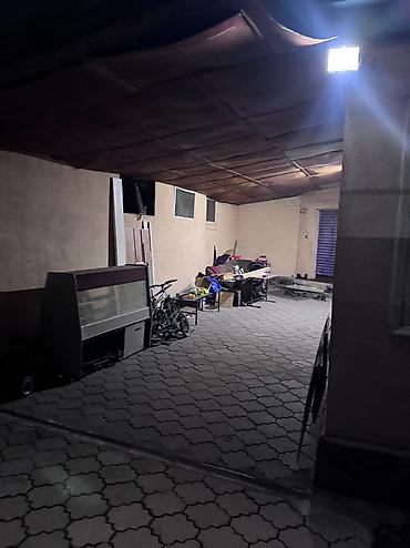 Долгосрочная аренда домов: 200 м², 6 комнат — 4