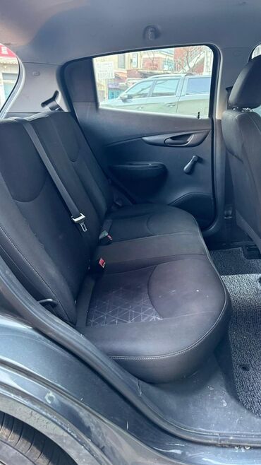 Chevrolet: Chevrolet Spark: 2019 г., 1 л, Вариатор, Бензин, Хэтчбэк — 8