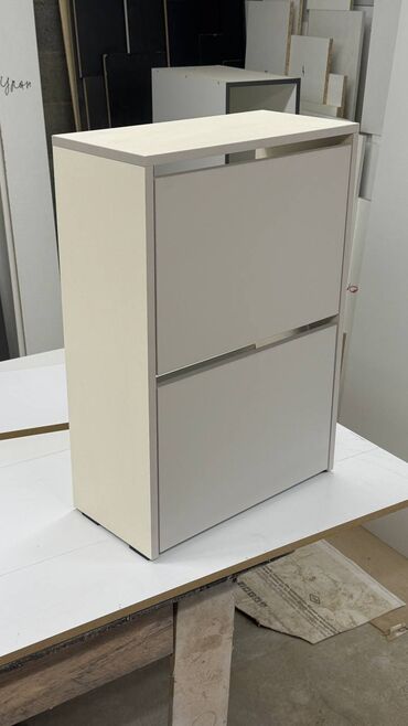 Тумбы и подставки для обуви: Элегантная тумба для обуви, представленная в разных размерах и цветов — 6