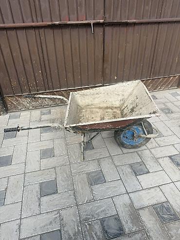 леса: Продаю лес обрезной (пол) 5мм, телега одноколесная 2 шт. Топчан — 3