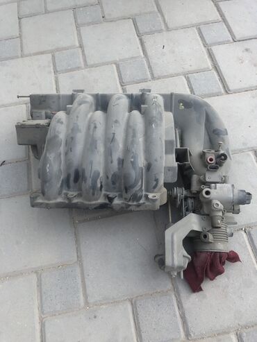 ка 20: Продаю на Land Rover Freelander 2,5 2002 года: Впускной коллектор, с
