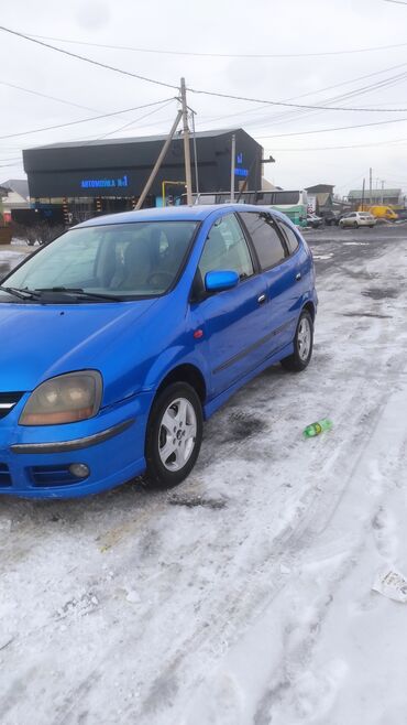 автомашина продаю: Nissan Almera Tino: 2000 г., 2 л, Бензин, Хэтчбэк