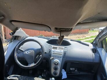 продажа аварийные авто: Toyota Yaris: 2008 г., 1.4 л, Механика, Дизель